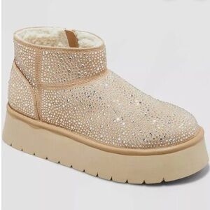NWT Wild Fable Missy Platform Booties beige rhinestones ankle-length size 9